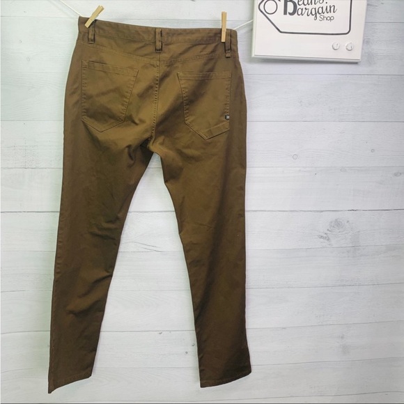 34/30 Like New Brown Billabong Slim Fit Pants - Picture 2 of 6